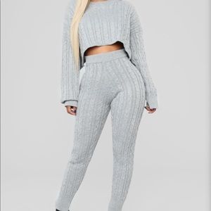 FASHION NOVA “MEET ME HALF WAY” SWEATSUIT